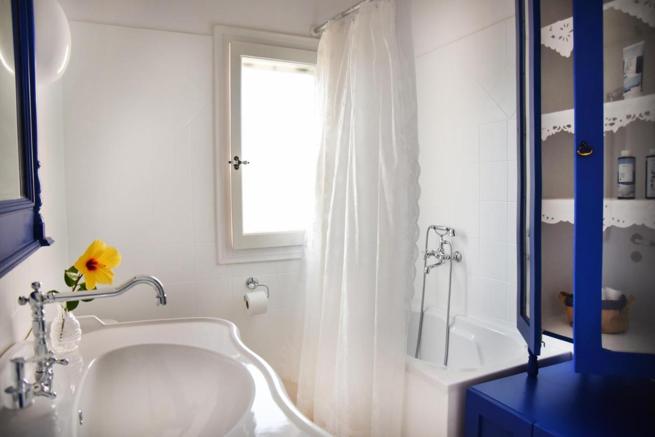 Angeliki House By Elefthia Syros Hotel Mégas Yialós-Nítes Buitenkant foto